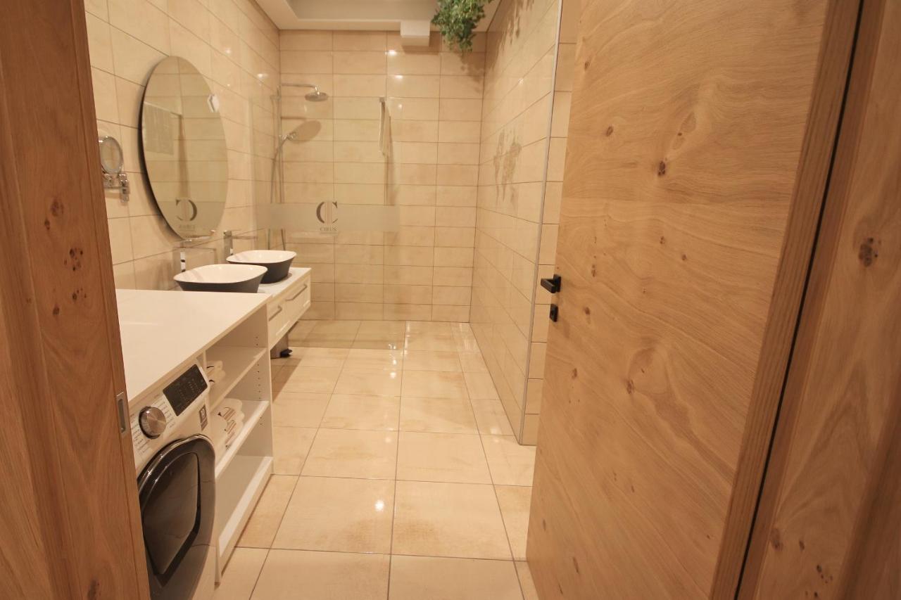 Cirus Apartments Кочевие Екстериор снимка