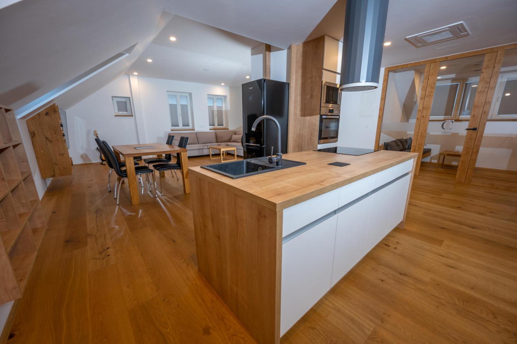 Cirus Apartments Кочевие Екстериор снимка