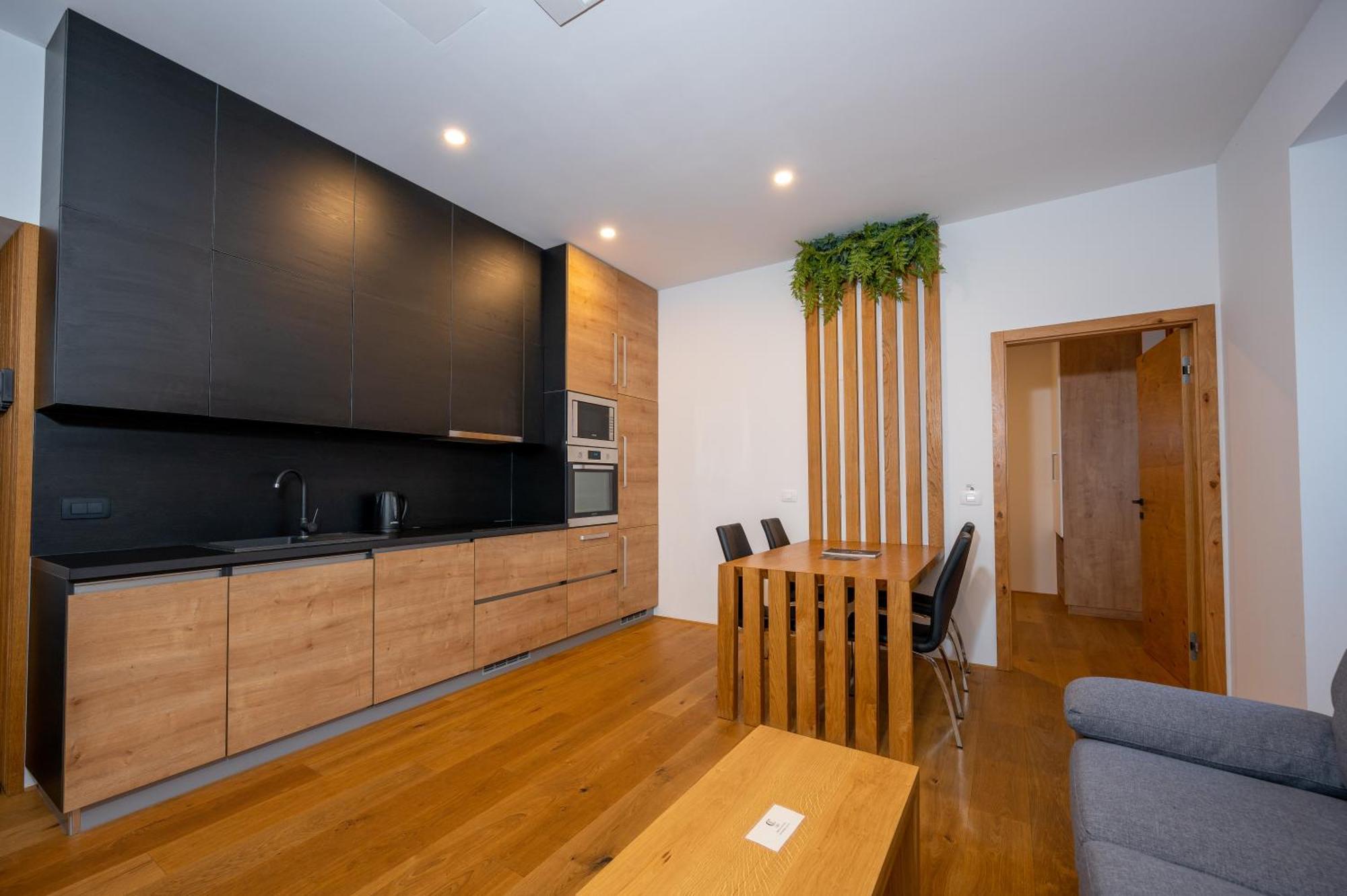 Cirus Apartments Кочевие Екстериор снимка